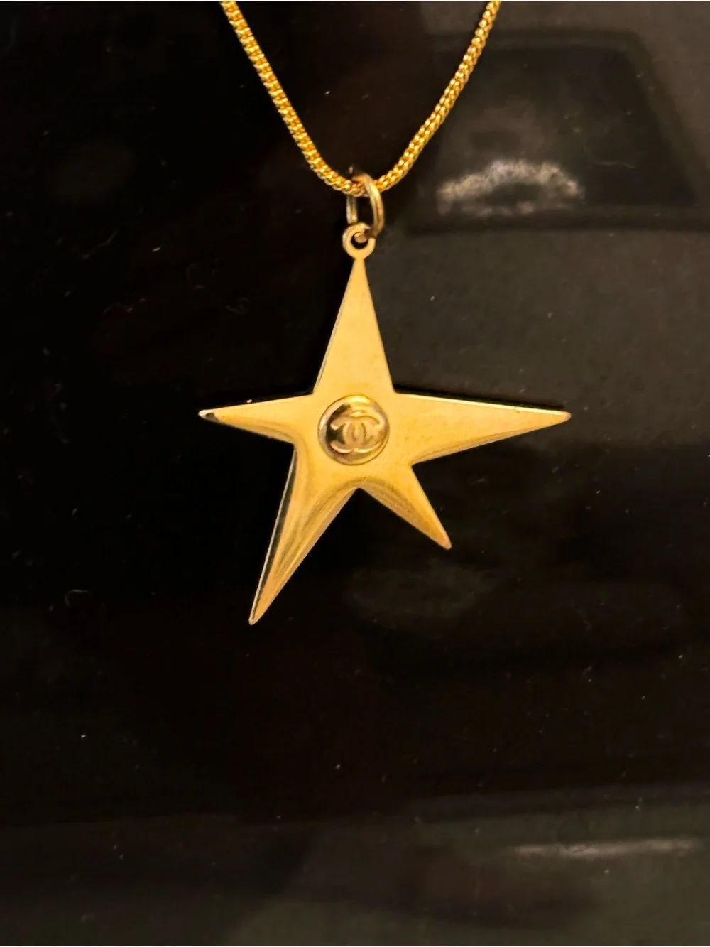 Authentic &Original !CHANEL Gold Star Charm large with a beautiful gold chain - Picture 10 of 13